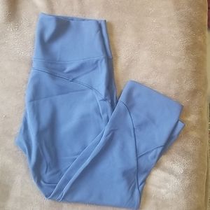 Lululemon Navy Capris